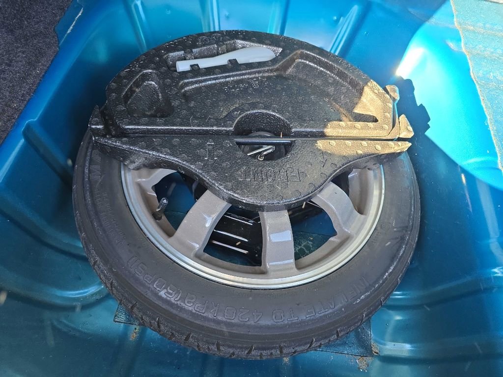 Used 2013 Ford Fiesta SE image 30