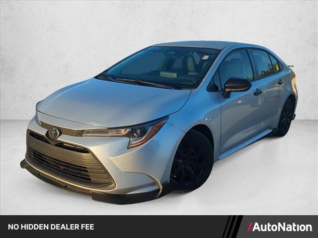 Used 2025 Toyota Corolla LE FWD image 1