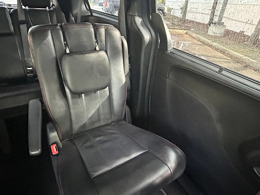 Used 2019 Dodge Grand Caravan GT FWD image 14