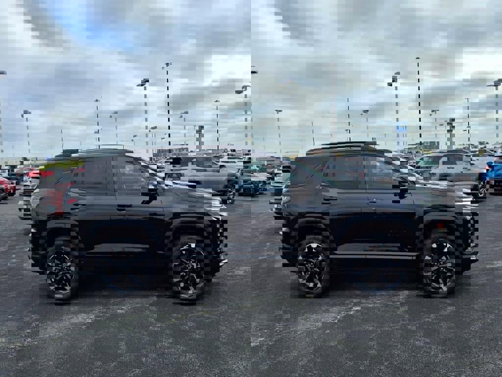New 2026 Chevrolet Equinox RS w/ Convenience Package III image 2