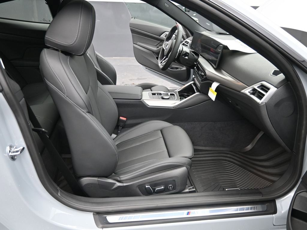 New 2026 BMW M440i Coupe w/ Premium Package RWD image 27