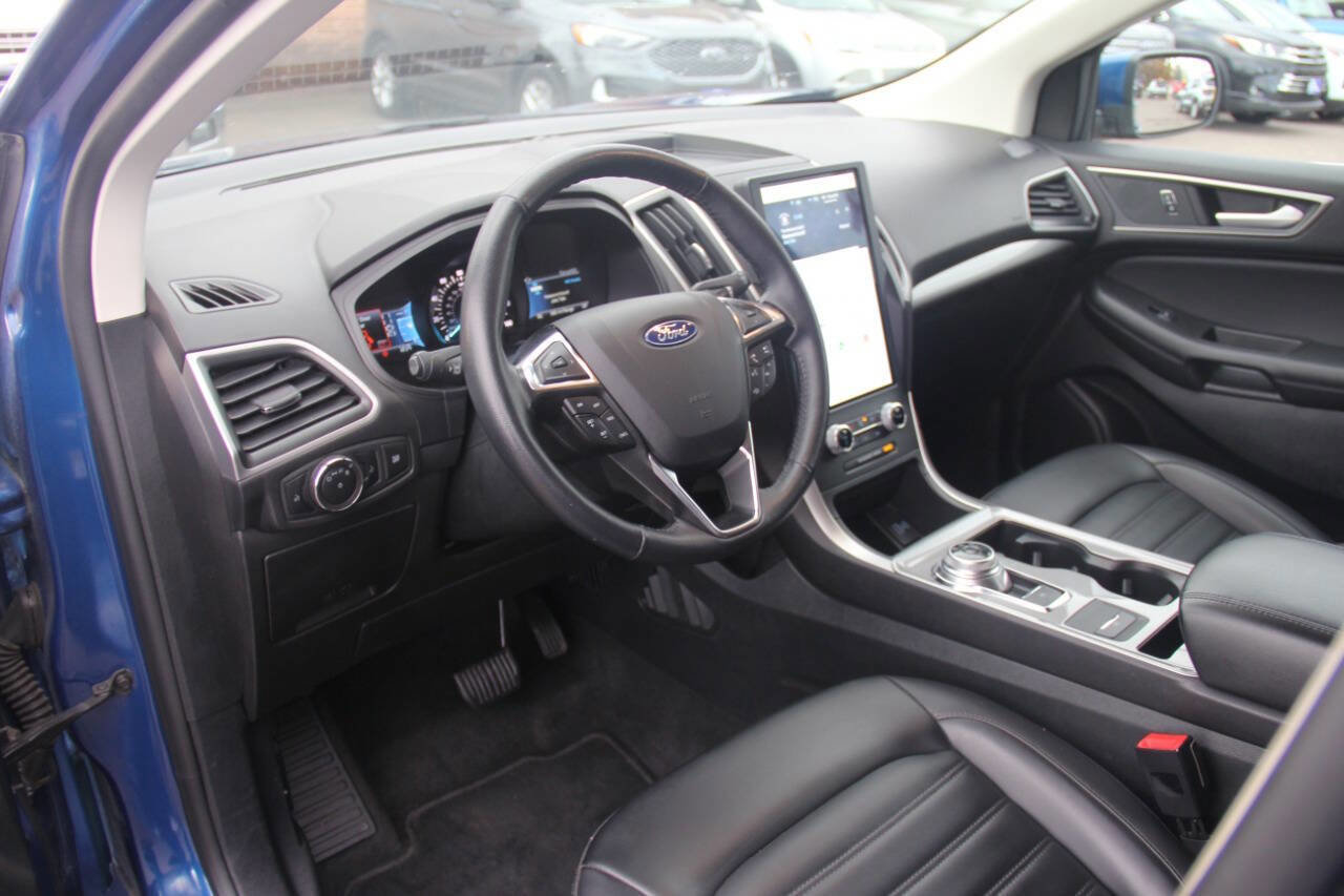 Certified 2024 Ford Edge SEL image 28
