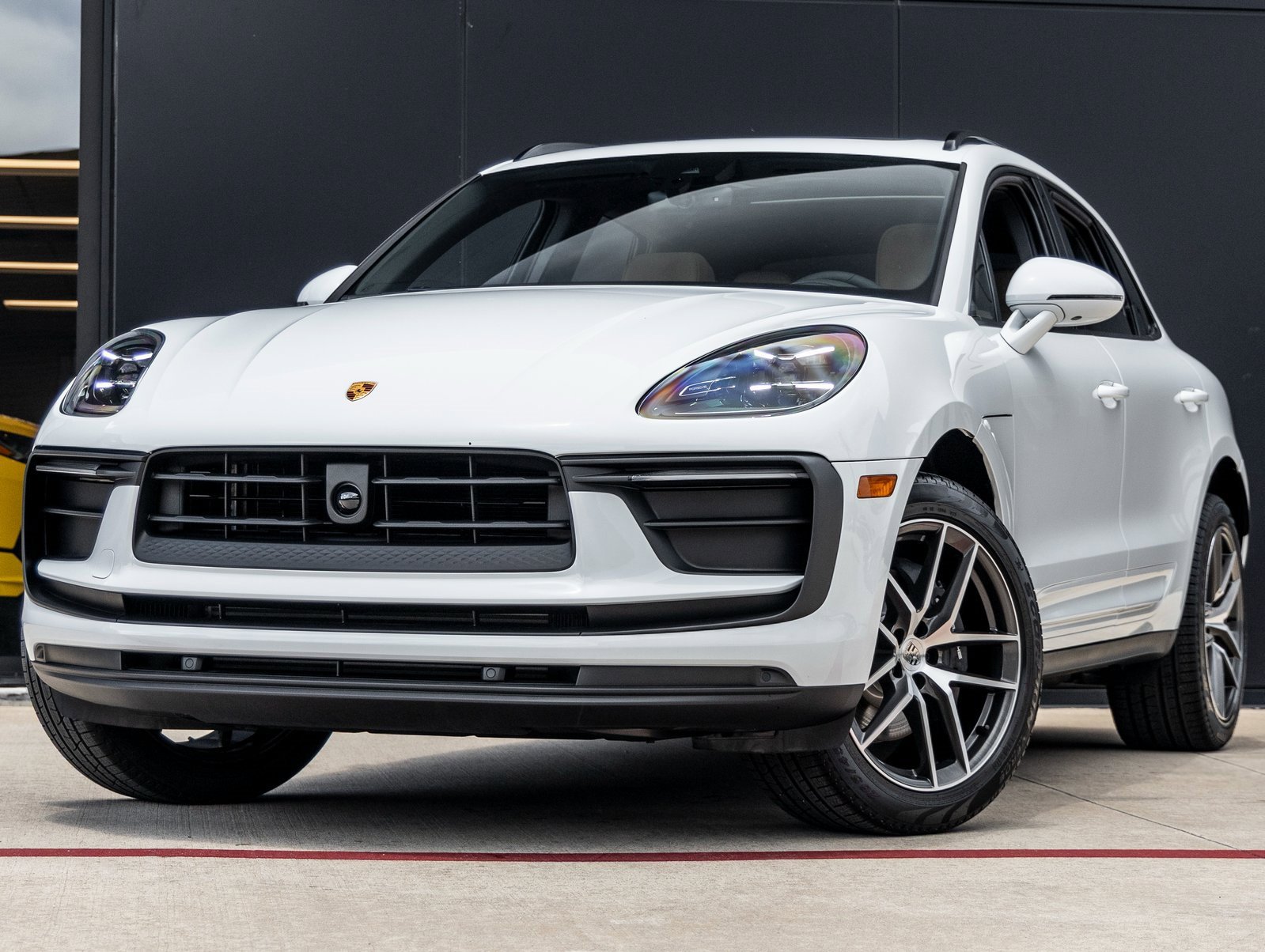 Used 2025 Porsche Macan