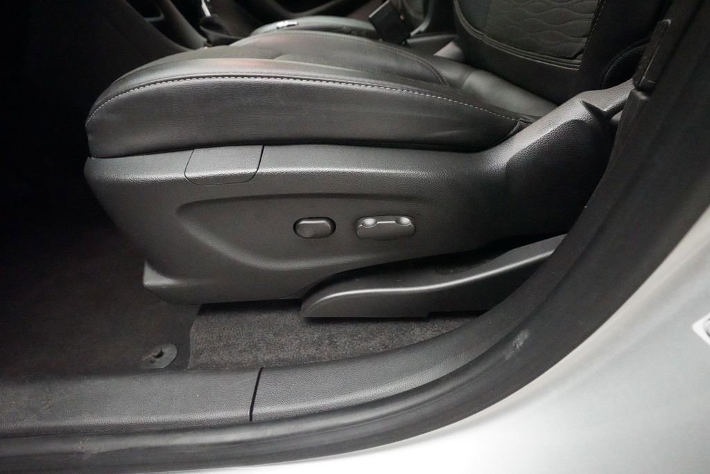 Used 2015 Buick Encore Convenience image 28
