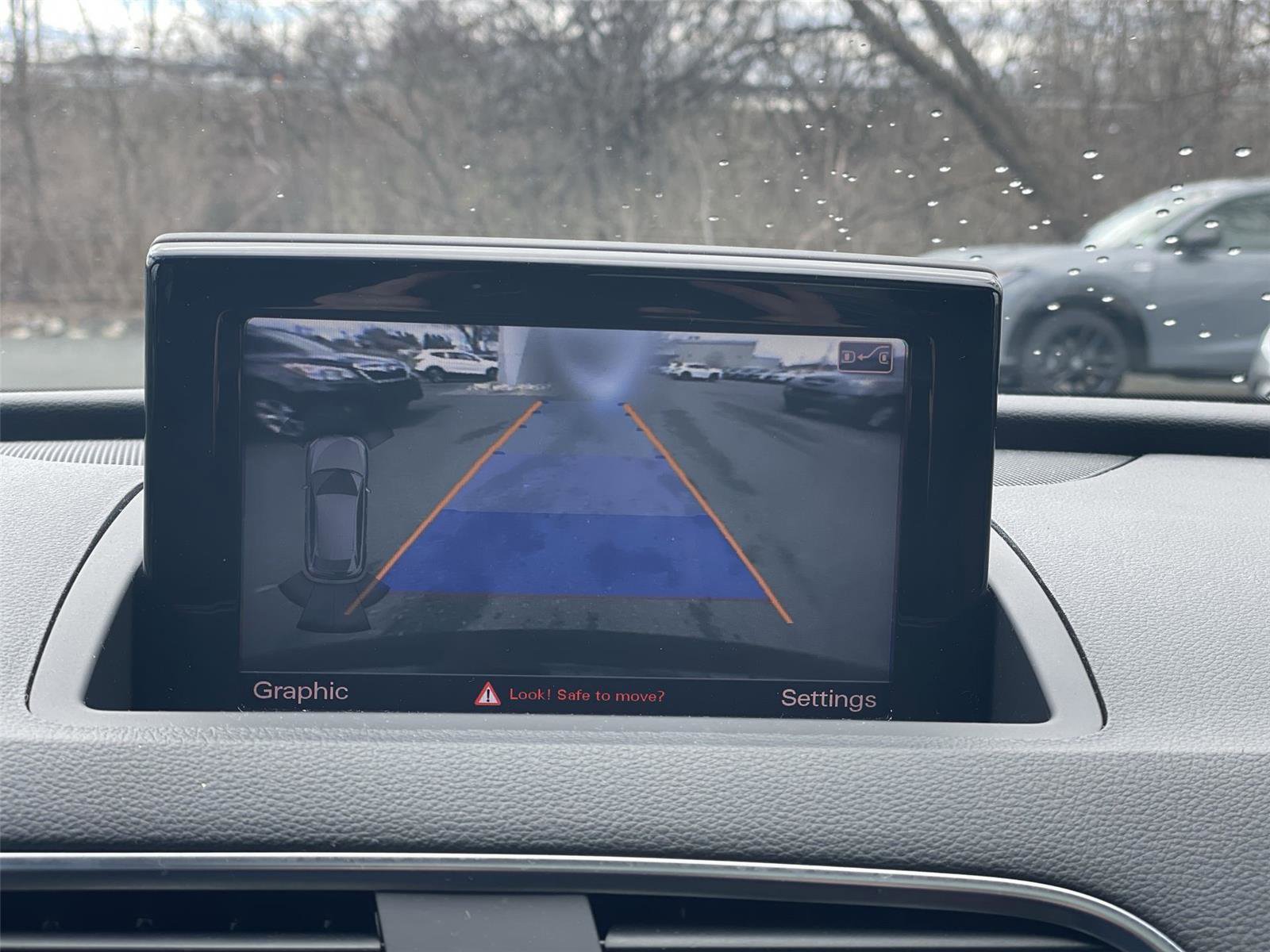 Used 2018 Audi Q3 2.0T Premium image 18