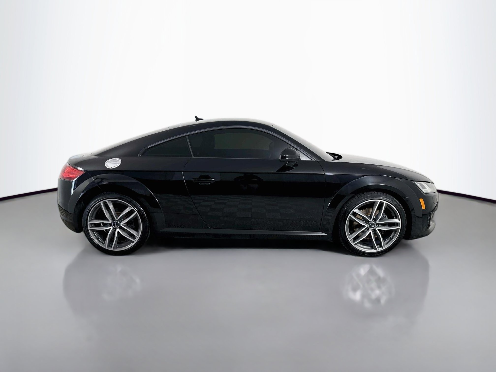 Used 2017 Audi TT 2.0T AWD/4WD image 11