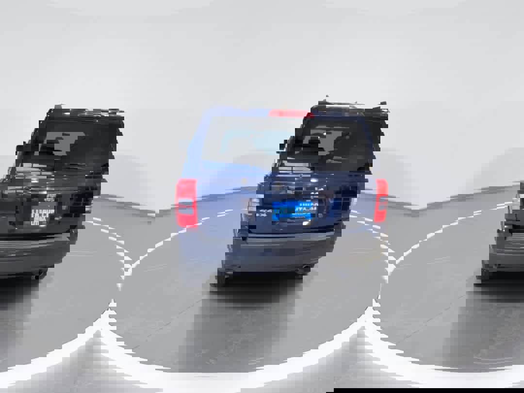 Used 2017 Jeep Patriot Sport w/ Power Value Group image 7