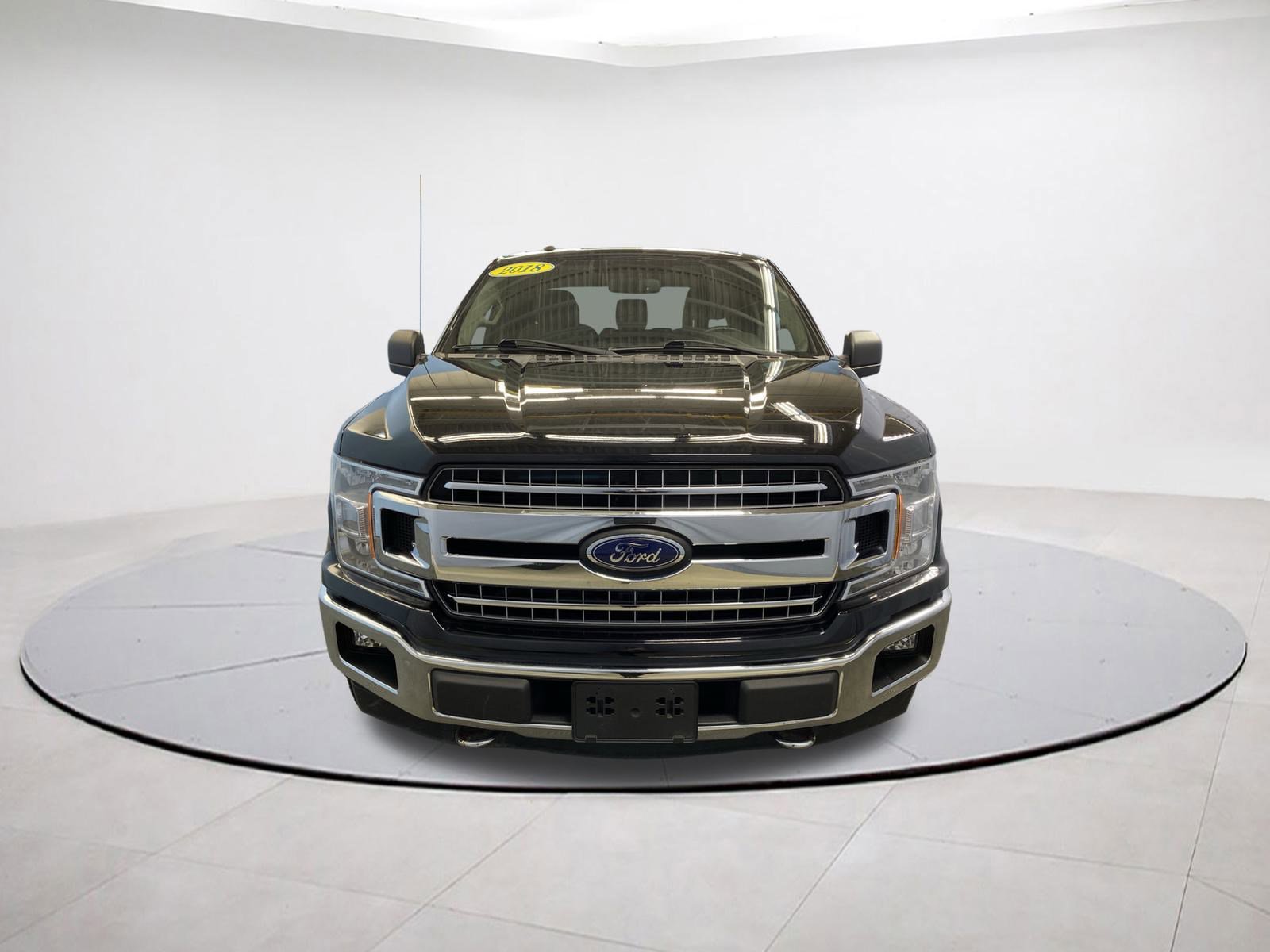 Used 2018 Ford F150 XLT w/ Equipment Group 302A Luxury image 2