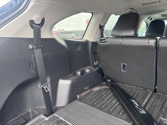 Used 2021 Toyota Highlander XLE AWD/4WD image 48