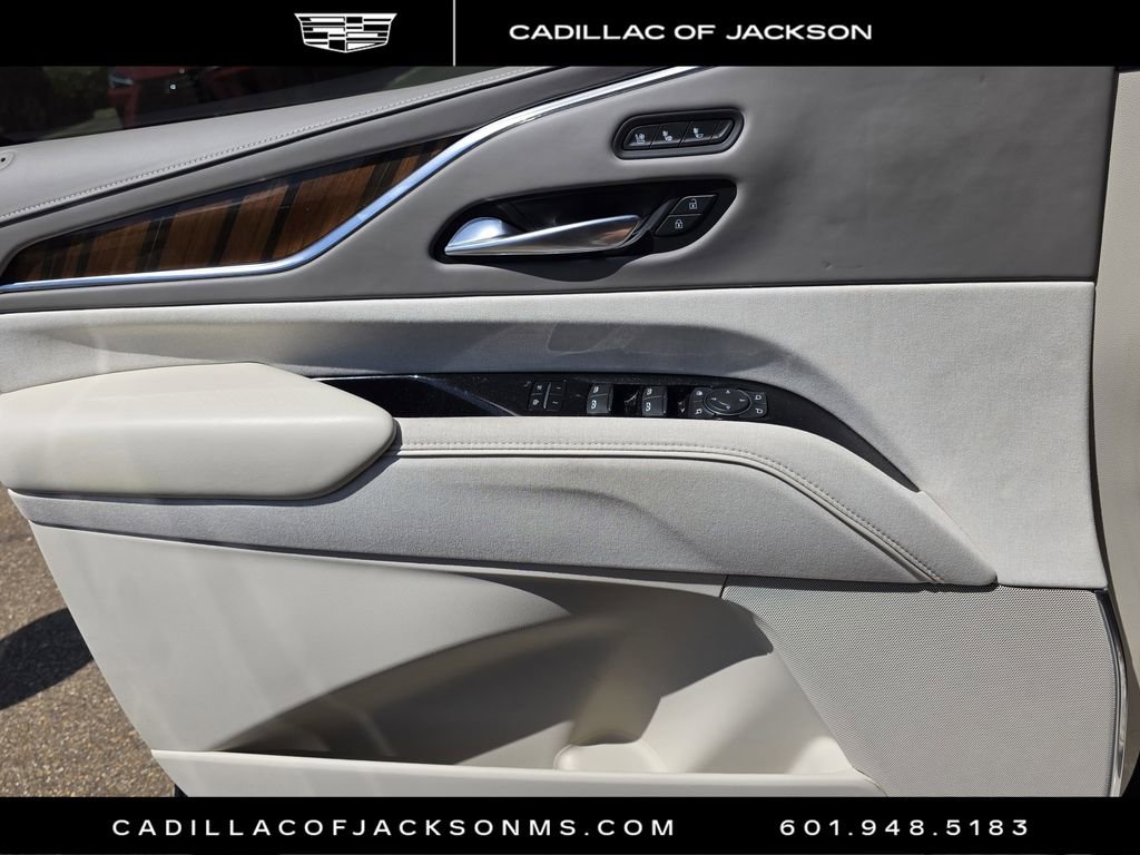 Certified 2021 Cadillac Escalade ESV Premium Luxury Platinum RWD image 15