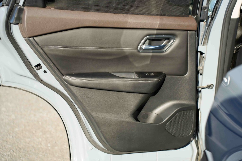 Used 2021 Nissan Rogue Platinum AWD/4WD image 18