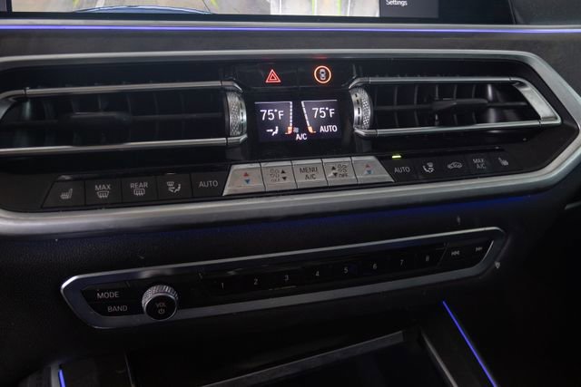 Used 2022 BMW X5 sDrive40i w/ Premium Package image 19