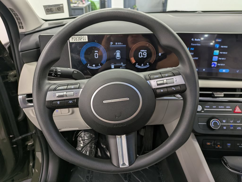 Certified 2025 Hyundai Tucson SE AWD/4WD image 20