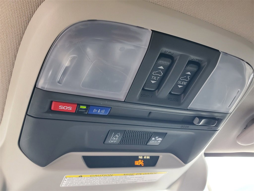 Used 2023 Subaru Crosstrek 2.5i Limited w/ Moonroof Package image 32