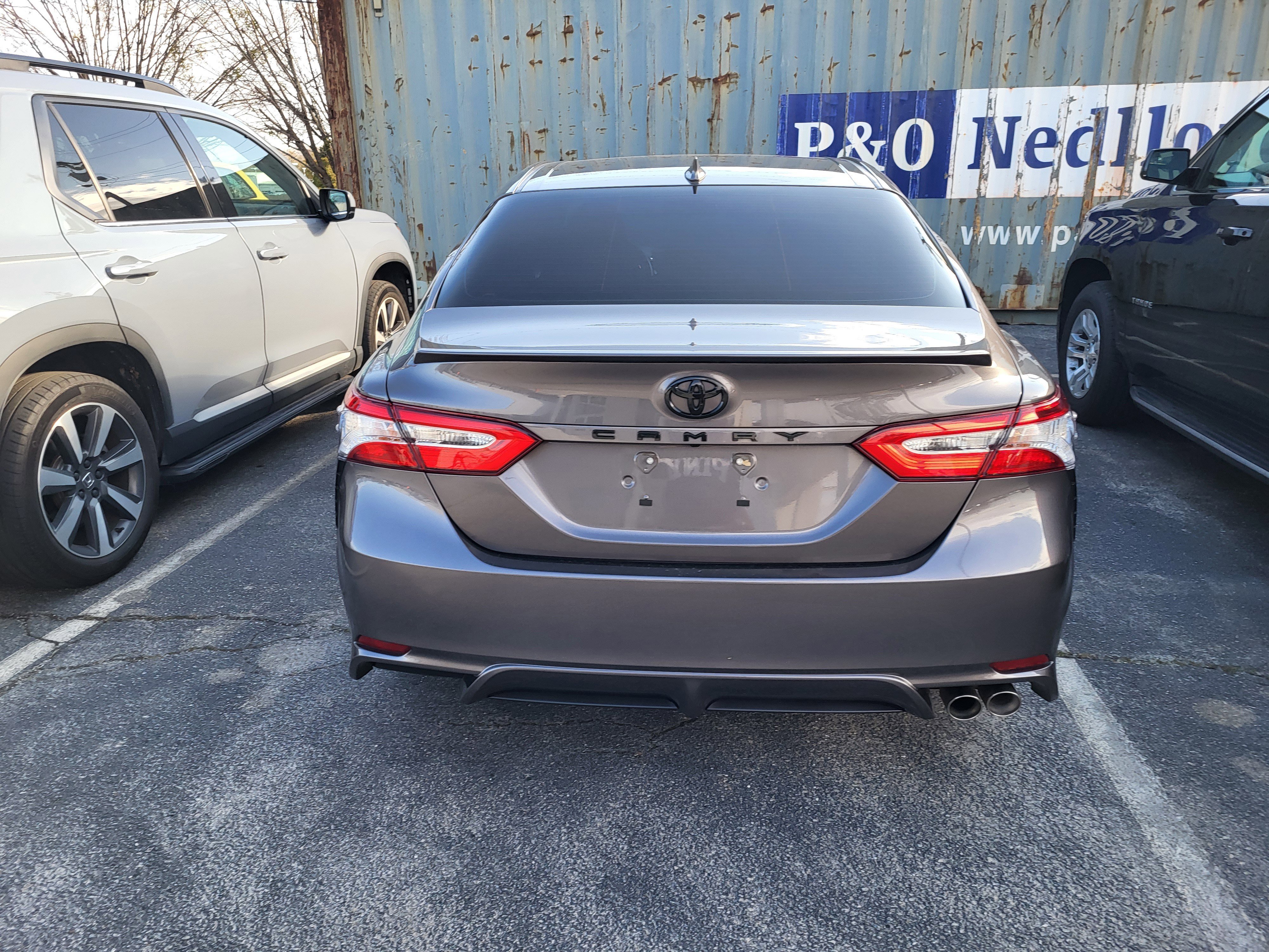 Used 2020 Toyota Camry SE image 5