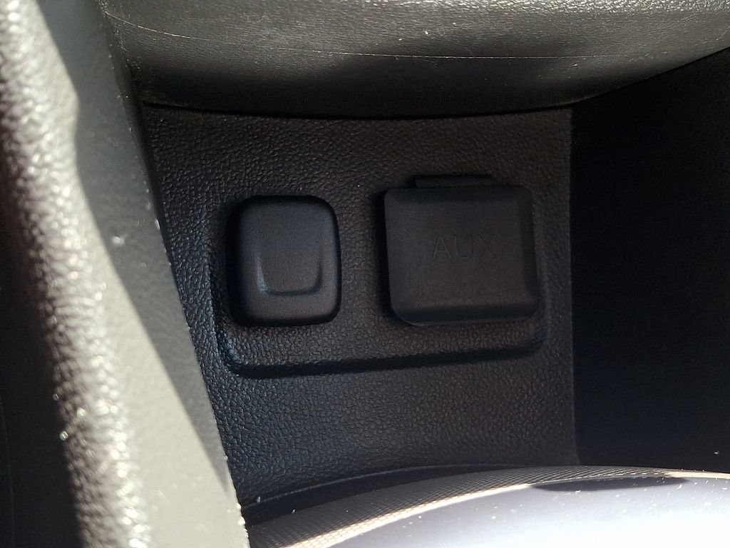 Used 2014 Buick Encore Leather AWD/4WD image 24