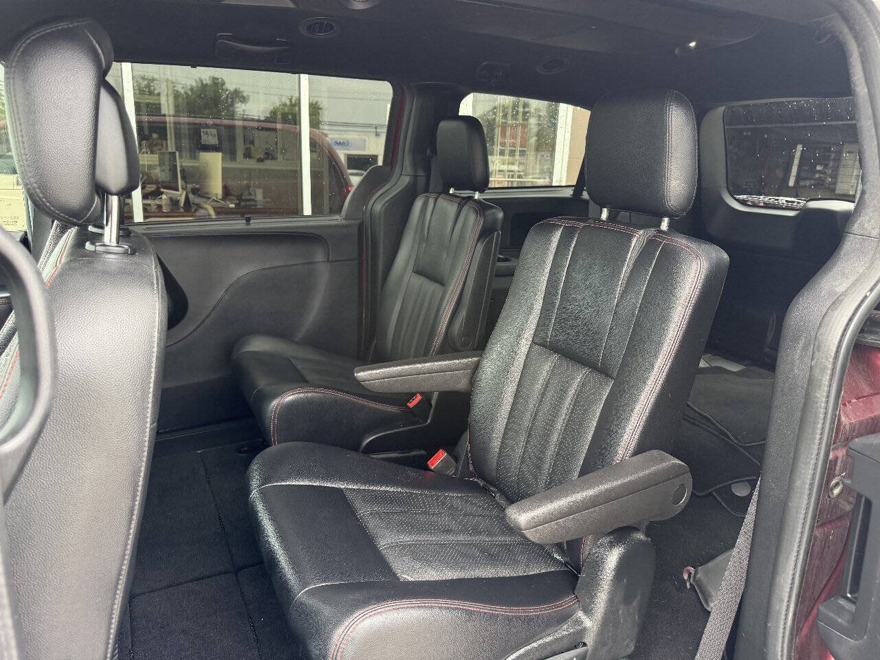 Used 2019 Dodge Grand Caravan GT FWD image 11