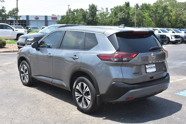 Used 2023 Nissan Rogue SV FWD image 8