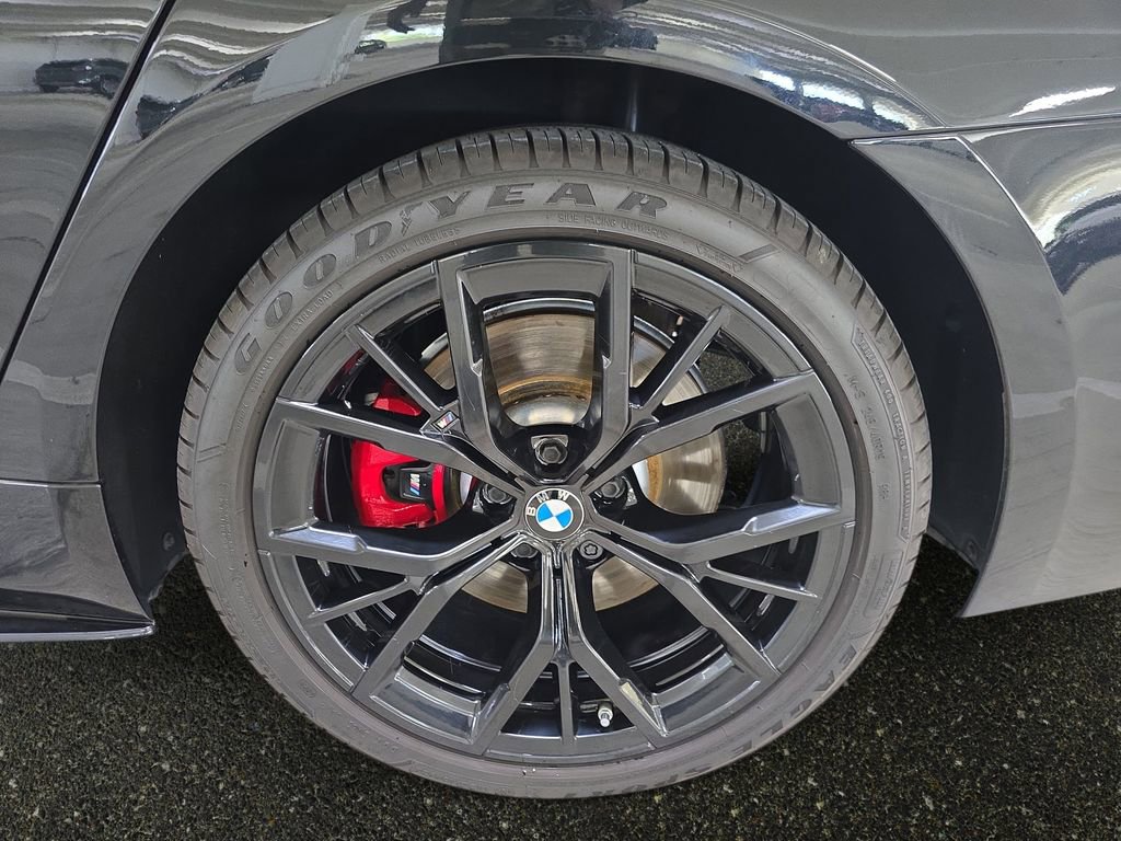 Used 2023 BMW 530i w/ M Sport Package RWD image 32