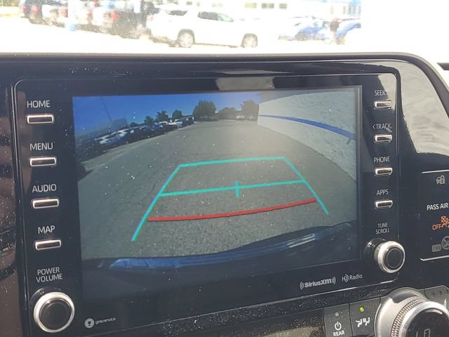 Used 2022 Toyota Highlander XLE AWD/4WD image 15