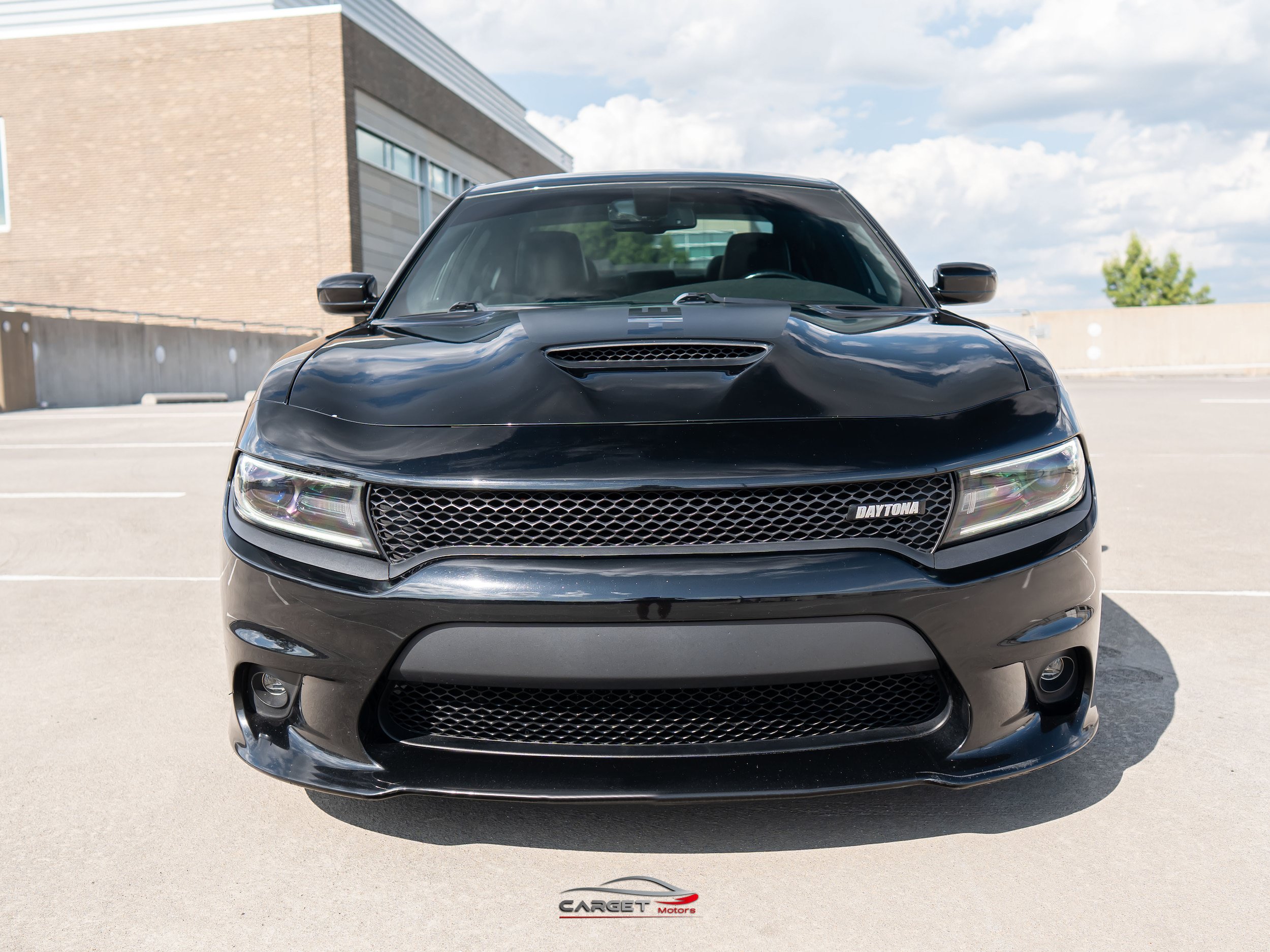 Used 2017 Dodge Charger R/T RWD image 2