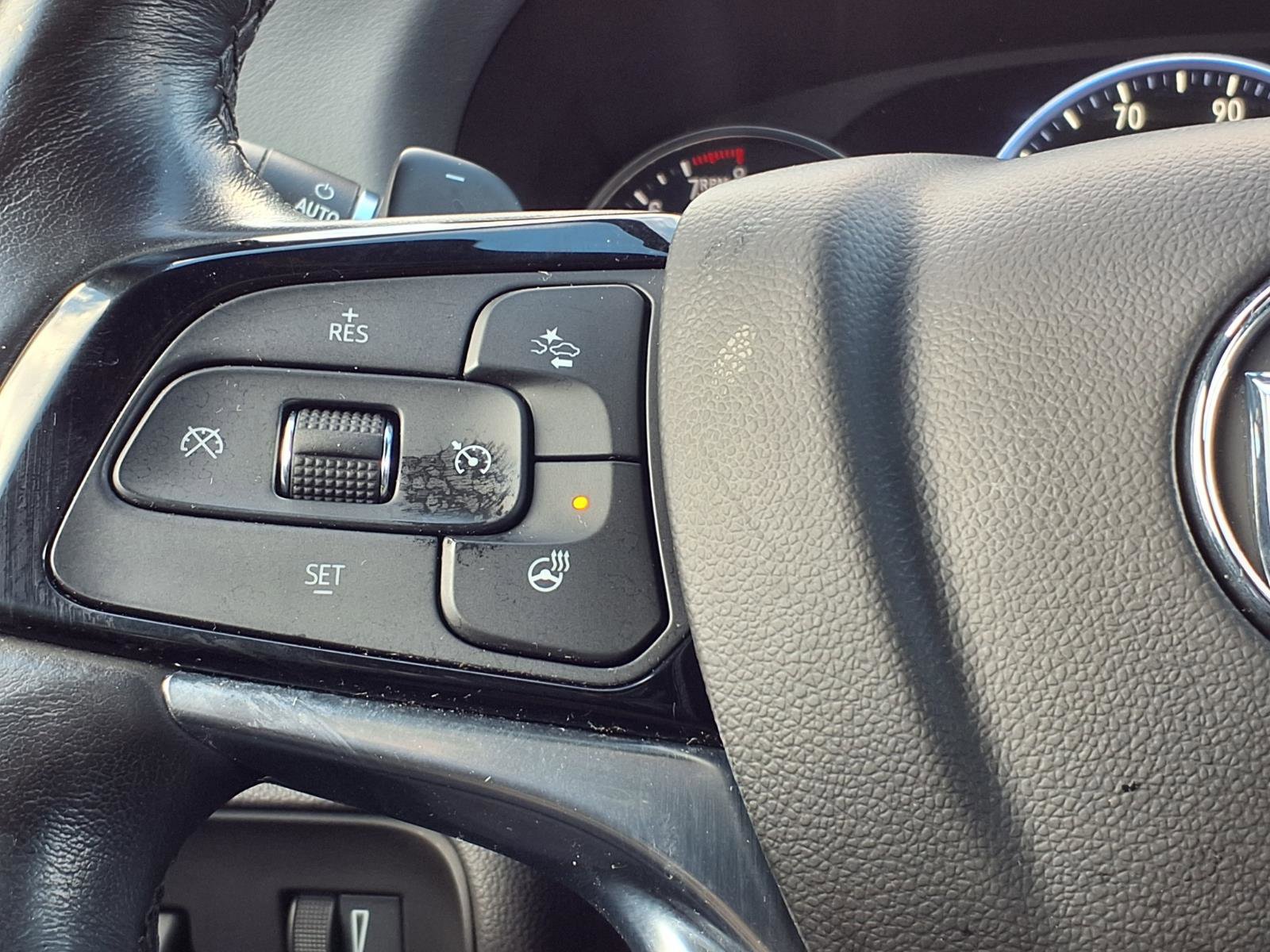 Used 2024 Buick Enclave Premium image 16