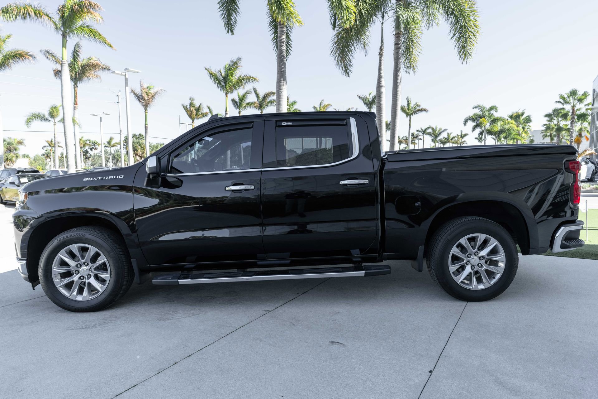 Used 2021 Chevrolet Silverado 1500 LTZ image 22