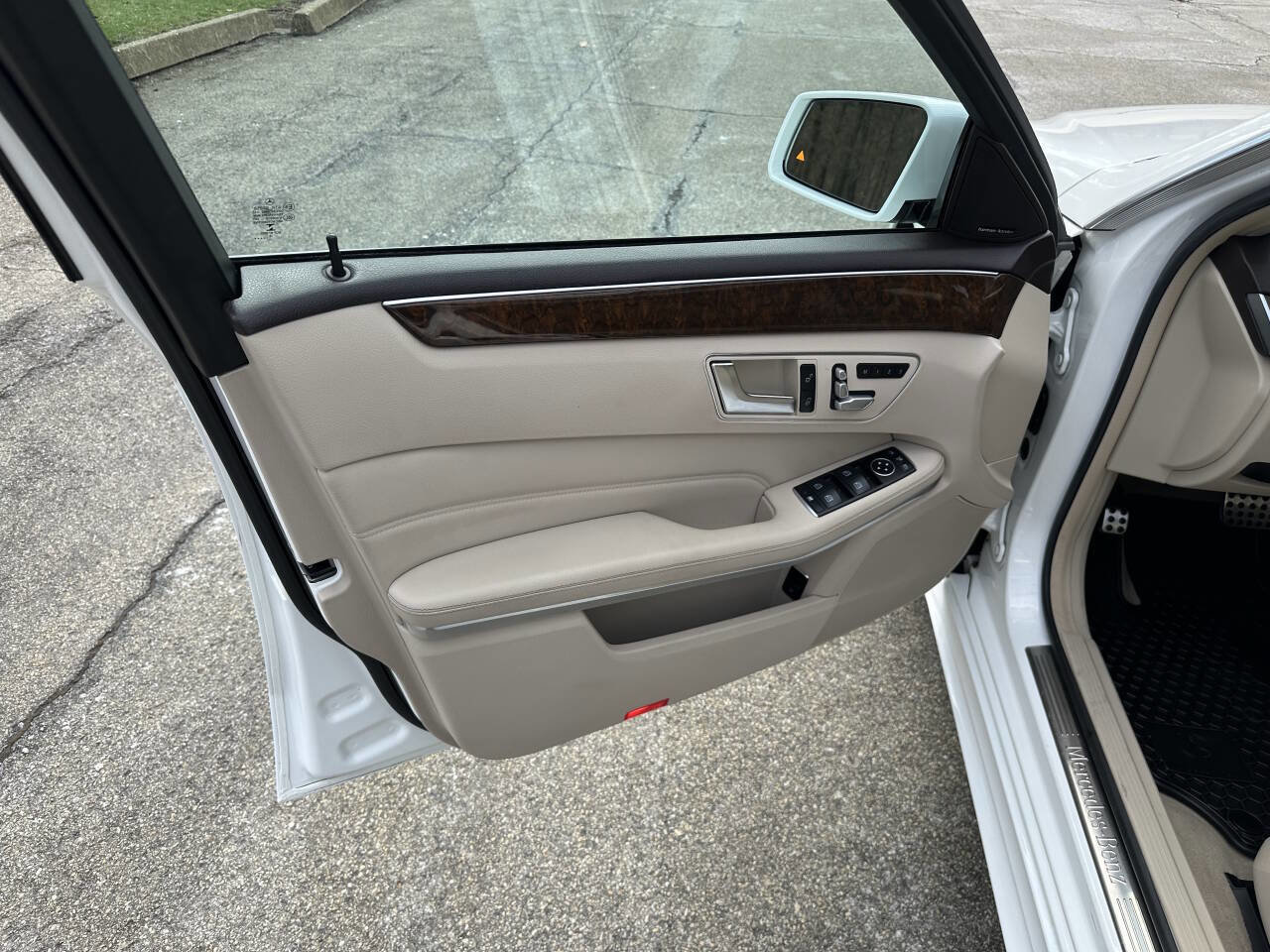 Used 2016 Mercedes-Benz E 350 4MATIC Wagon image 21