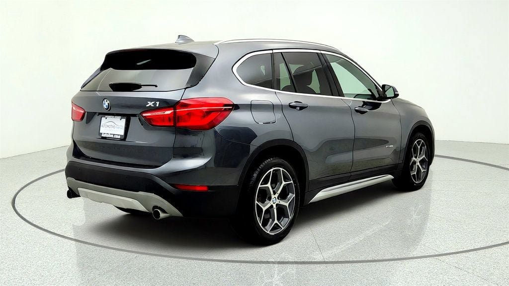 Used 2017 BMW X1 xDrive28i AWD/4WD image 5