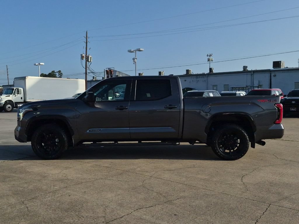 Used 2025 Toyota Tundra Platinum AWD/4WD image 3