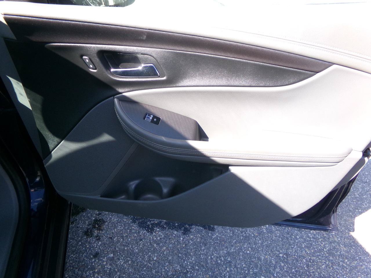 Used 2015 Chevrolet Impala LS w/ LS Convenience Package FWD image 27