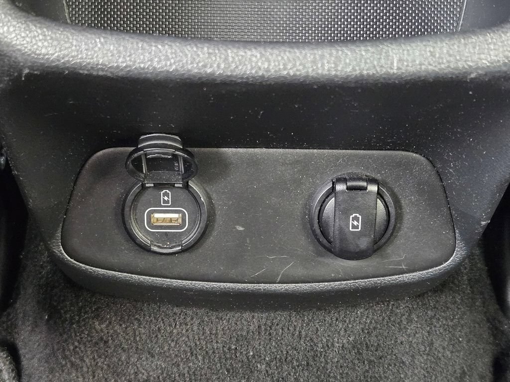 Used 2019 Hyundai Santa Fe SEL FWD image 26