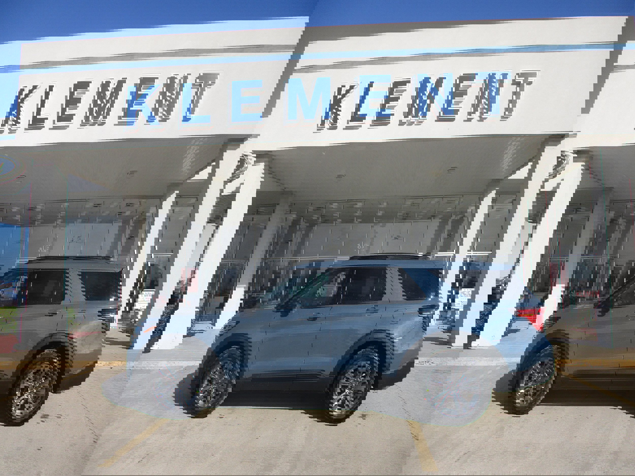 New 2026 Ford Explorer Active w/ Active Comfort Package