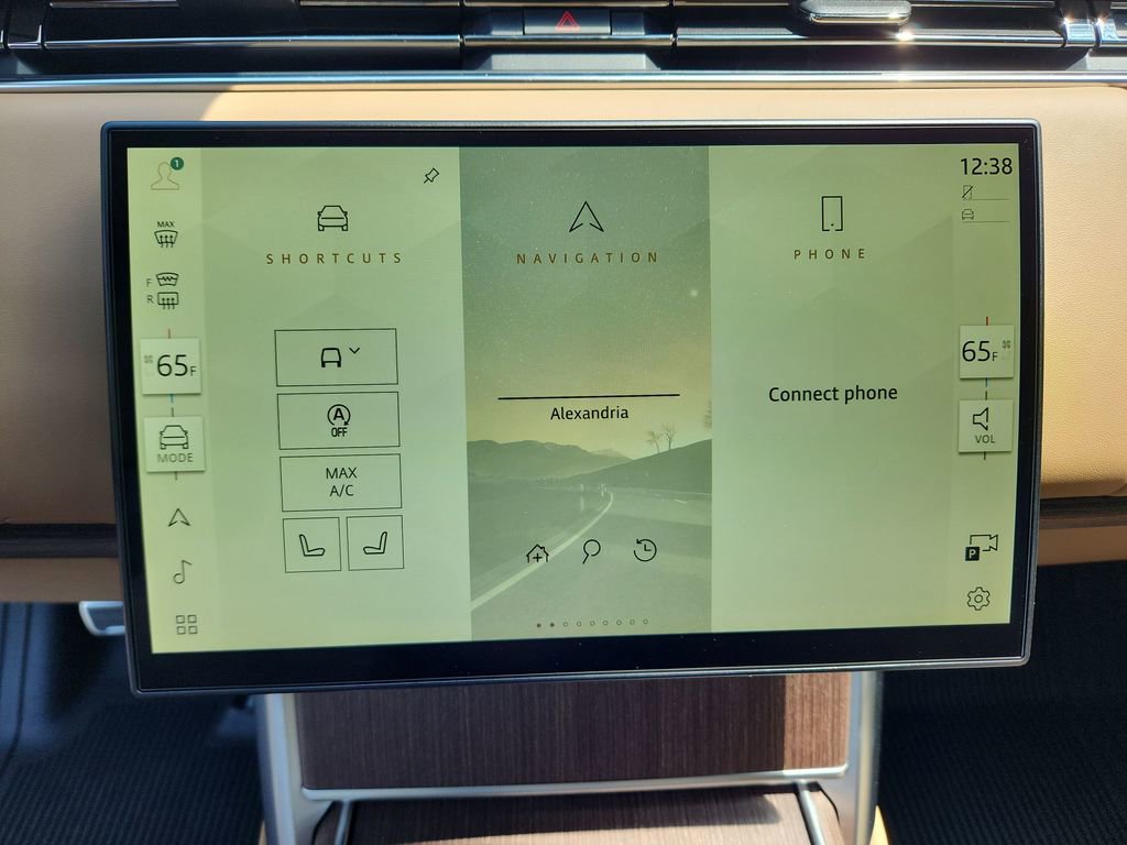 New 2026 Land Rover Range Rover SE AWD/4WD image 17