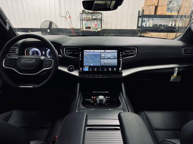 New 2026 Jeep Grand Wagoneer Limited w/ Premium Group II image 30