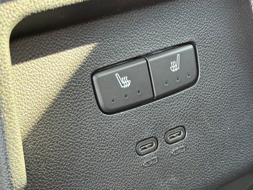 New 2026 Chevrolet Equinox EV LT w/ Convenience Package II image 10