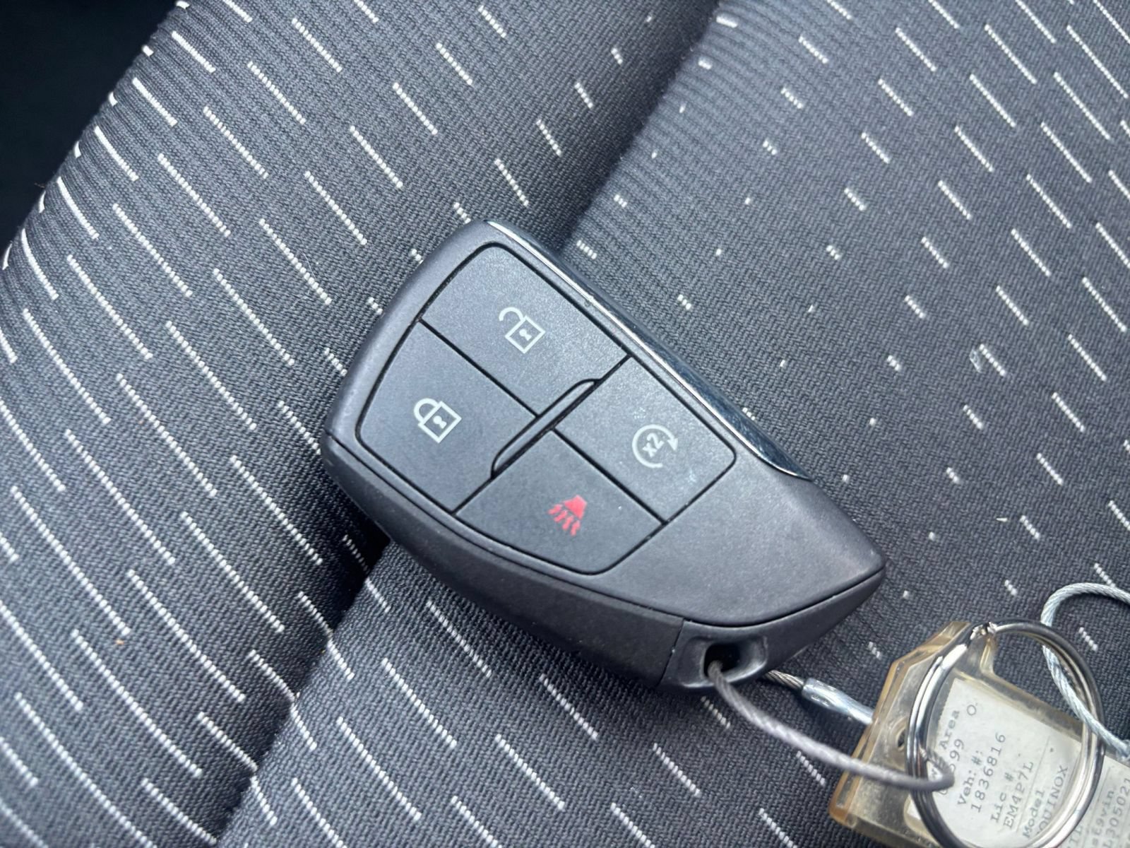 Used 2025 Chevrolet Equinox LT FWD image 24