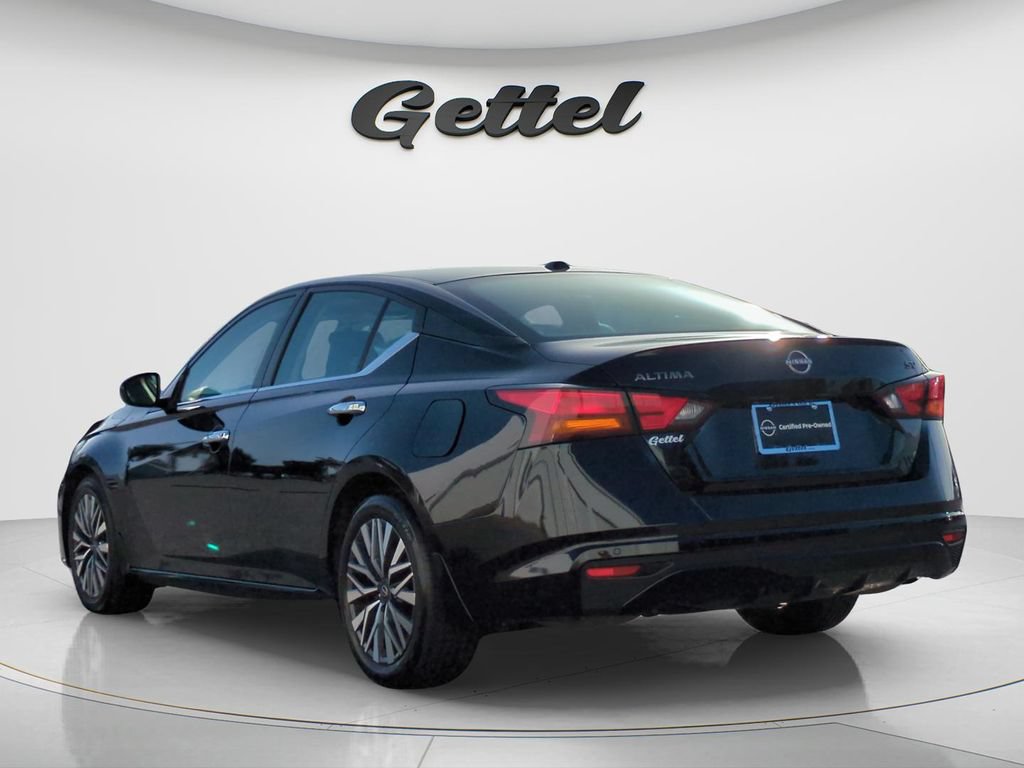 Used 2024 Nissan Altima 2.5 SV FWD image 7