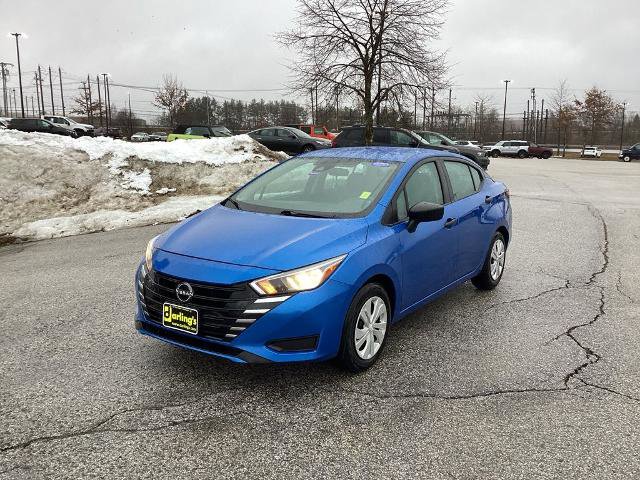 Used 2023 Nissan Versa S image 1