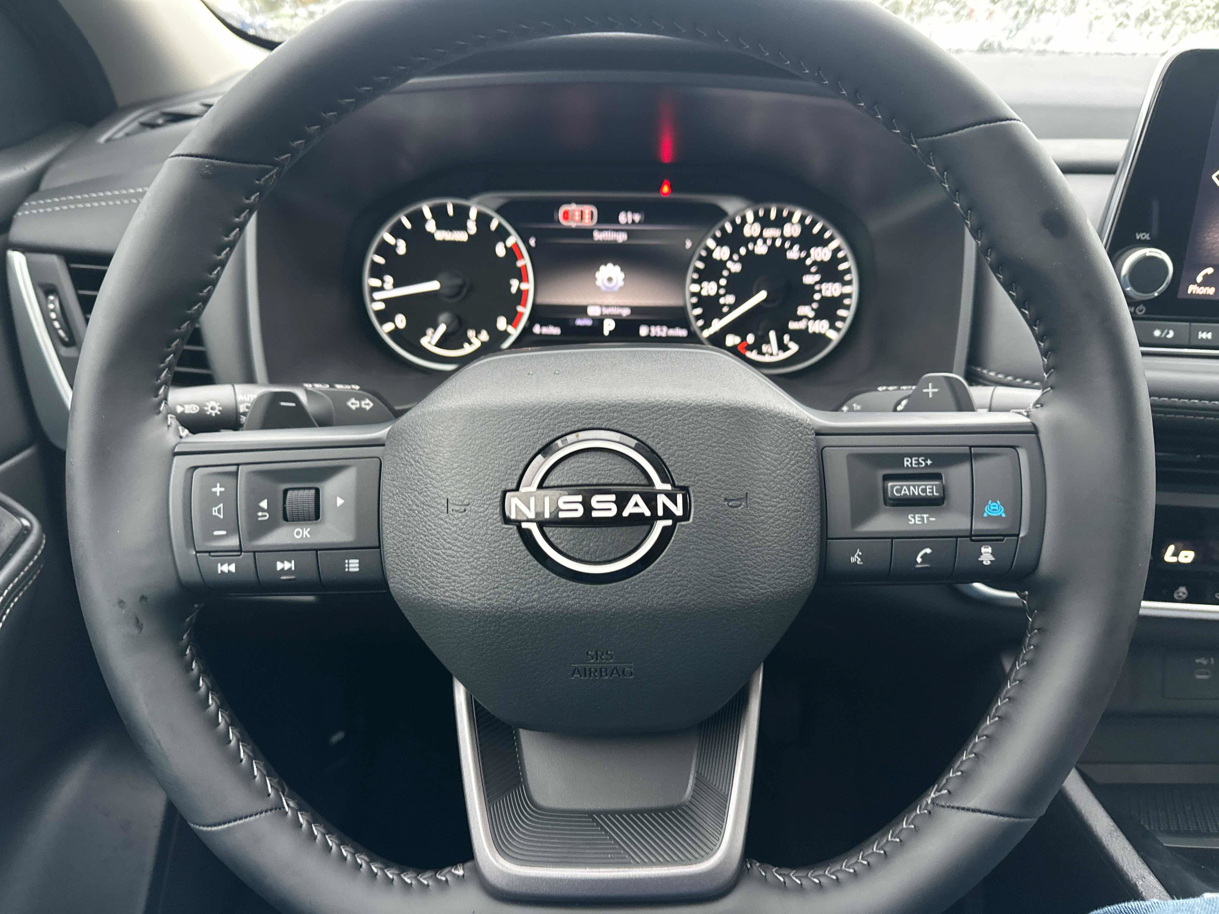 New 2027 Nissan Rogue SV AWD/4WD image 40