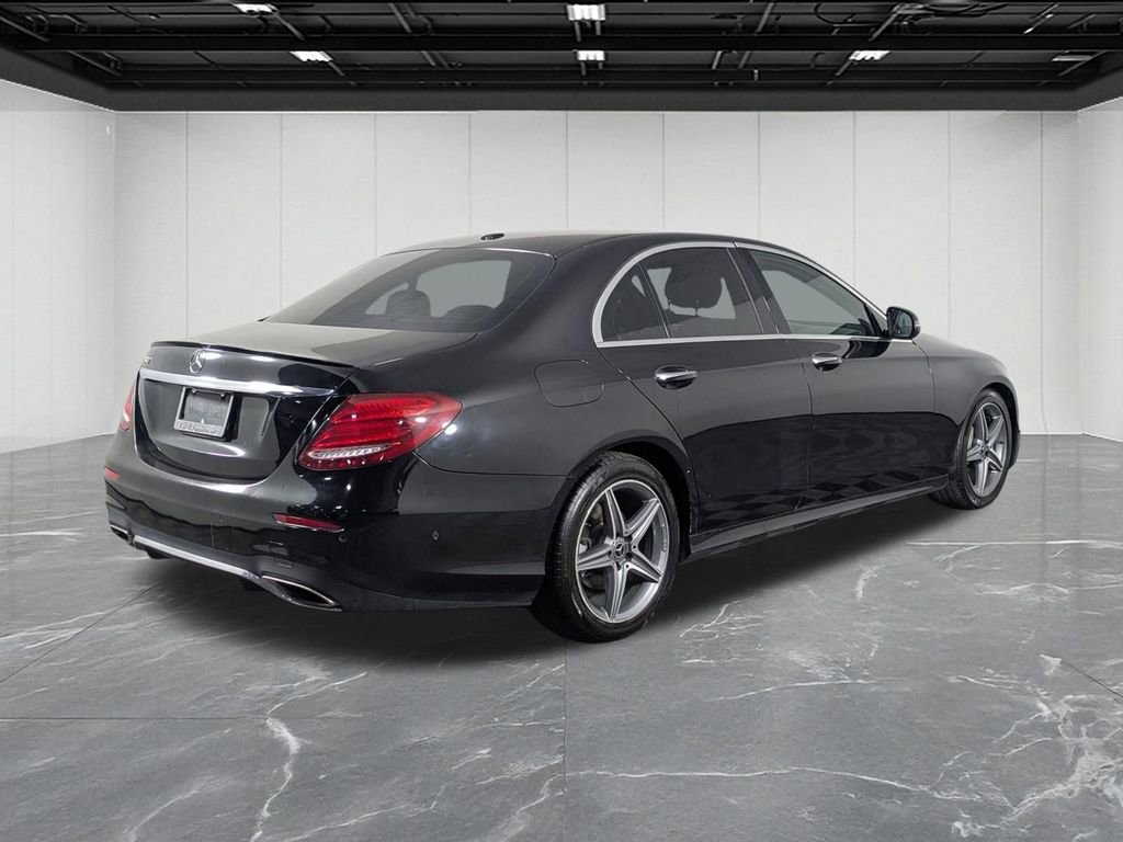 Used 2018 Mercedes-Benz E 300 image 5