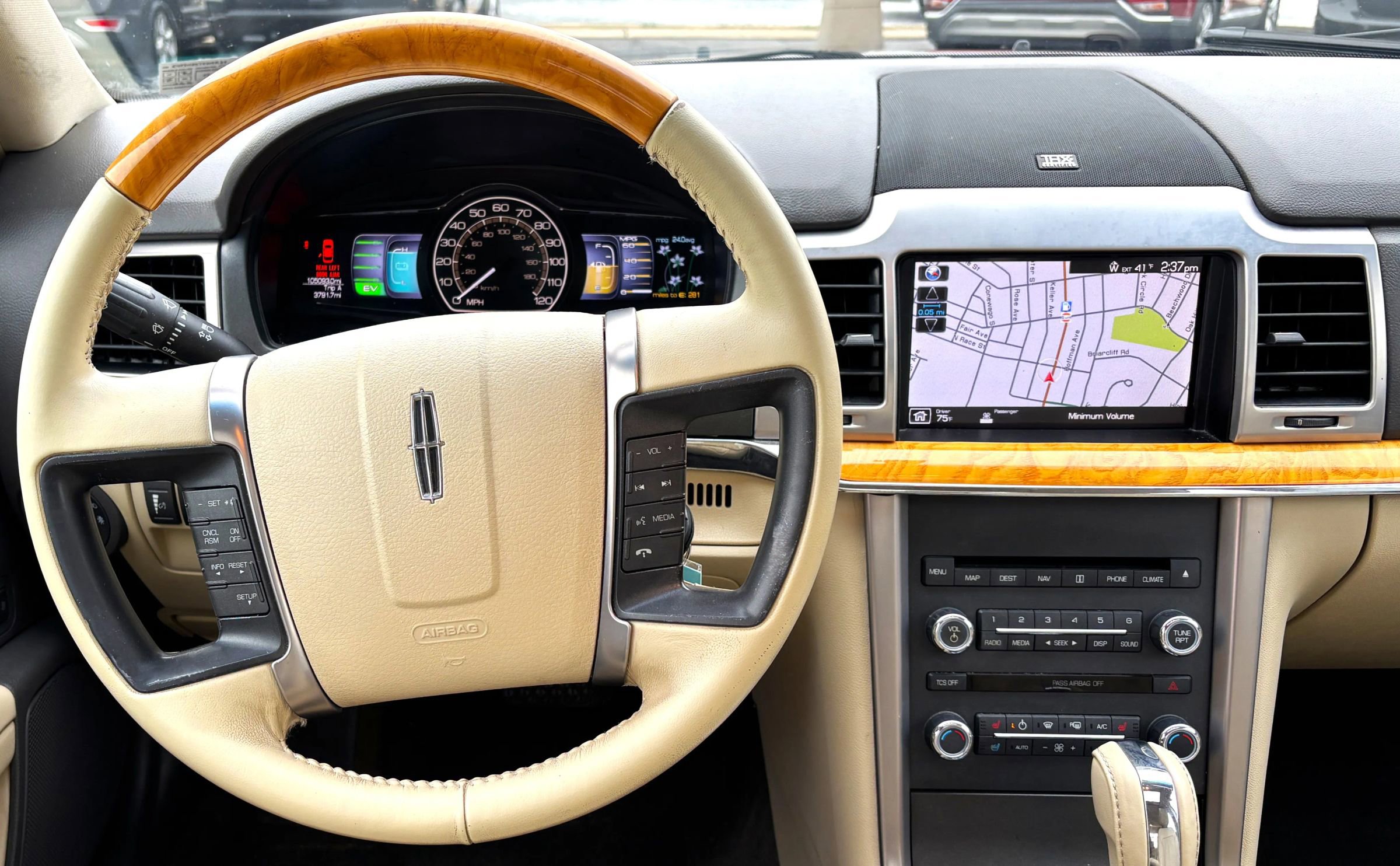 Used 2011 Lincoln MKZ Hybrid w/ 201A Rapid Spec Order Code image 10