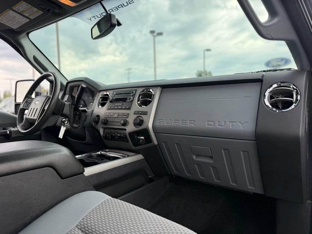 Used 2016 Ford F250 XLT w/ FX4 Off-Road Package AWD/4WD image 12