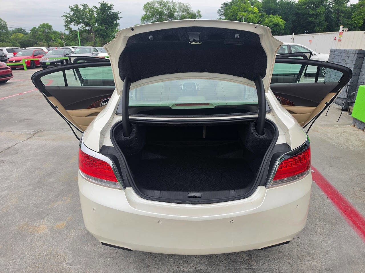 Used 2013 Buick LaCrosse Touring FWD image 50