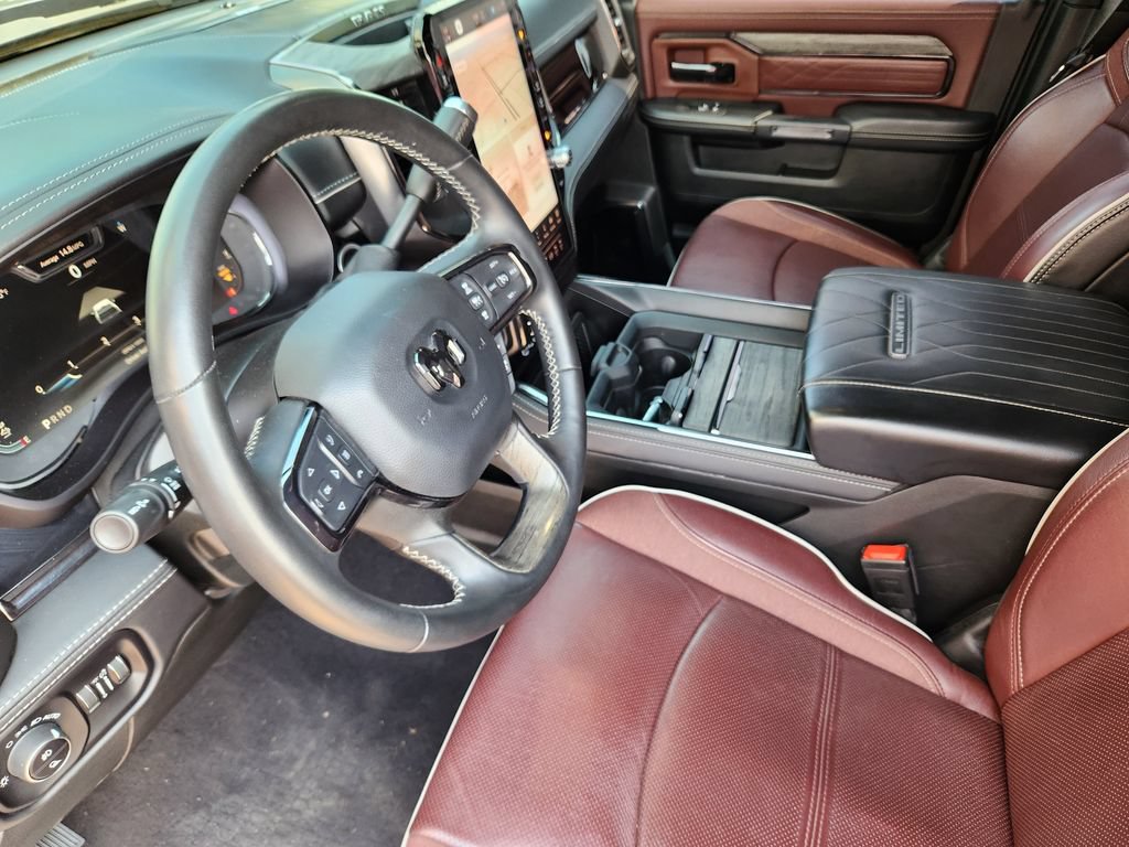 Used 2025 RAM 2500 Limited AWD/4WD image 7