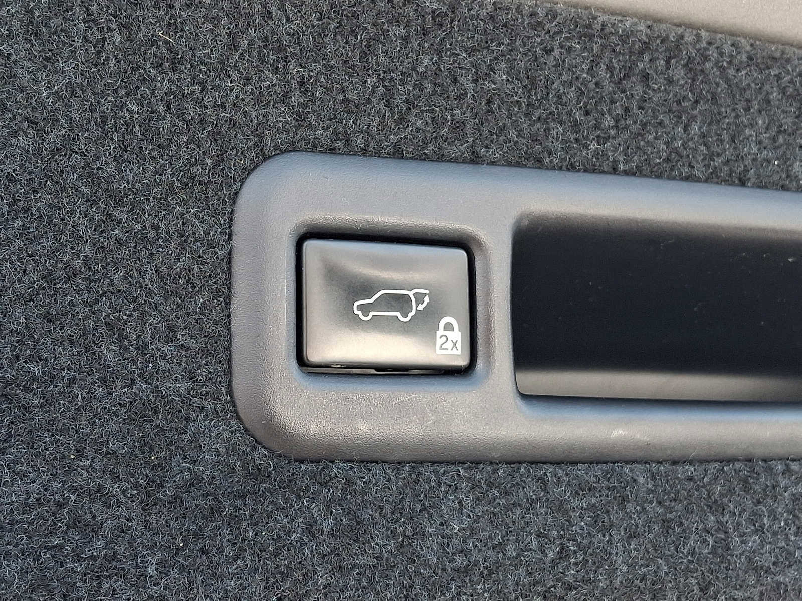 Used 2018 Lexus RX 350L AWD image 29