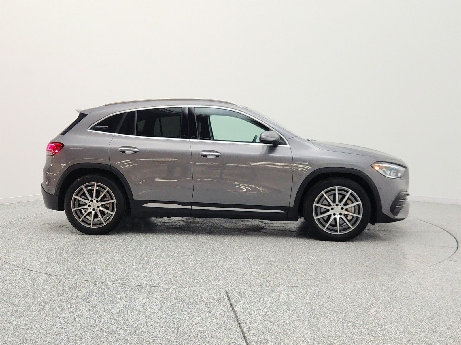 Used 2021 Mercedes-Benz GLA 35 AMG 4MATIC image 4