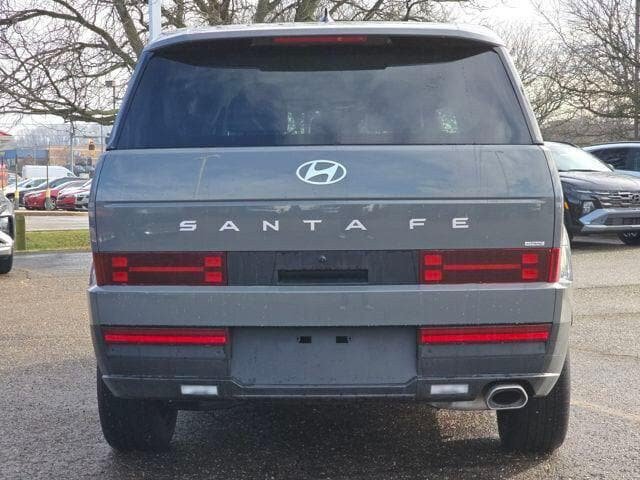 Used 2024 Hyundai Santa Fe SE AWD/4WD image 15