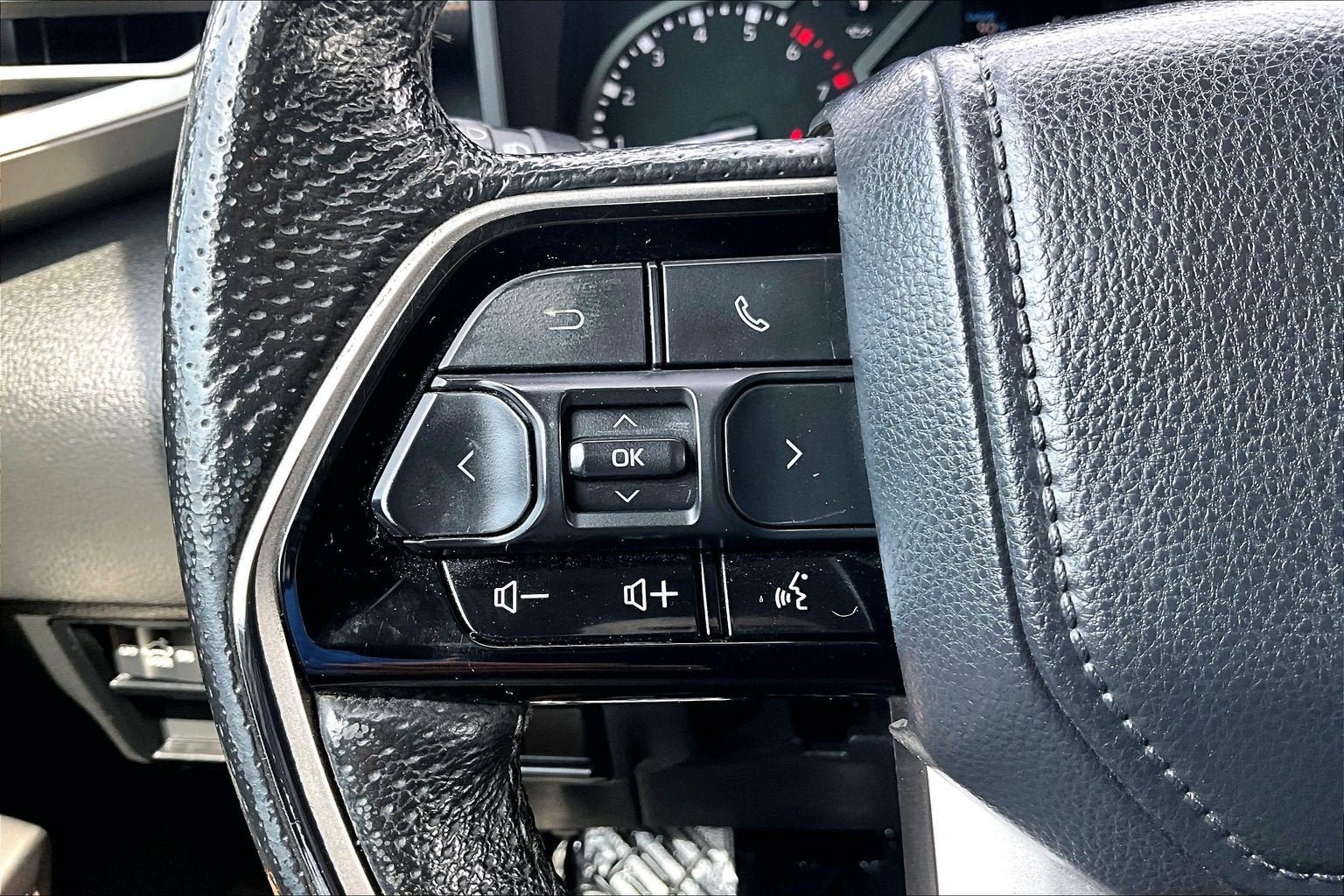 Used 2023 Toyota Tundra Limited RWD image 17