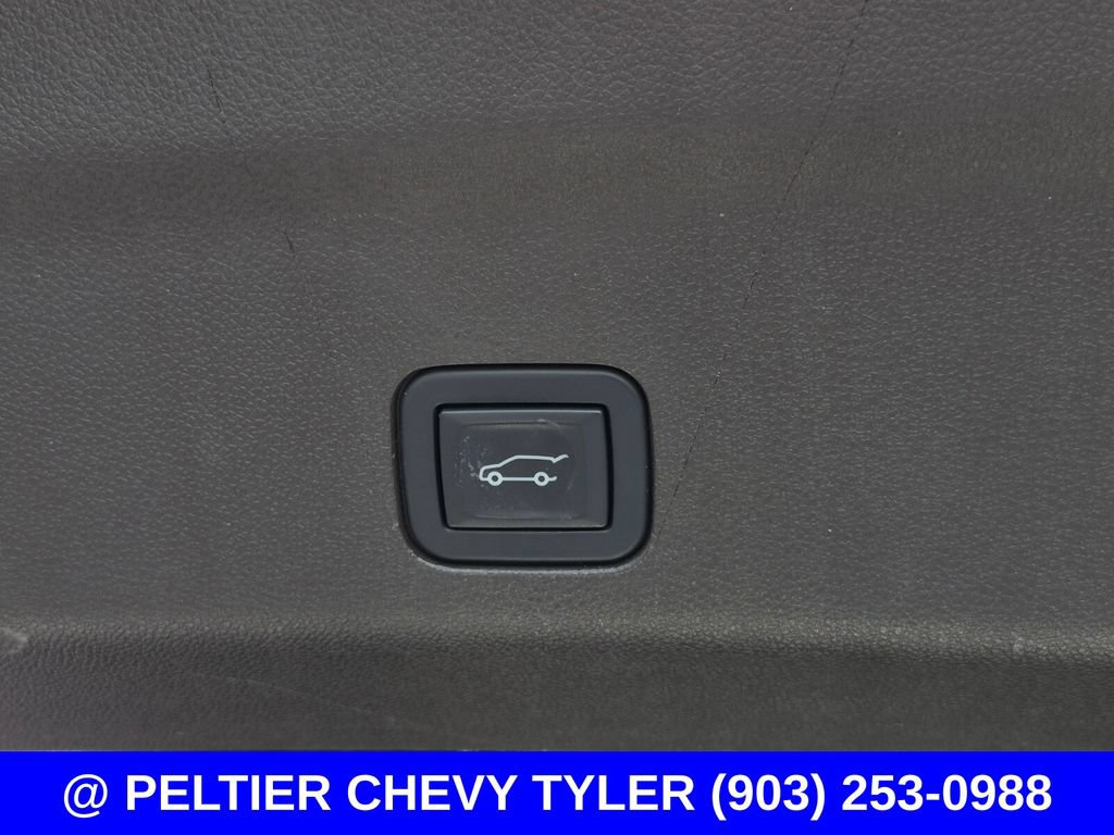 Used 2023 GMC Yukon SLT RWD image 10